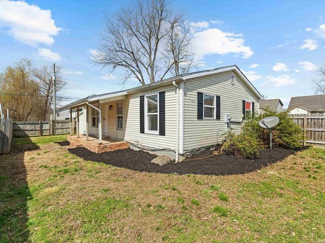 4799 Elizabeth Lane, Newburgh, IN 47630