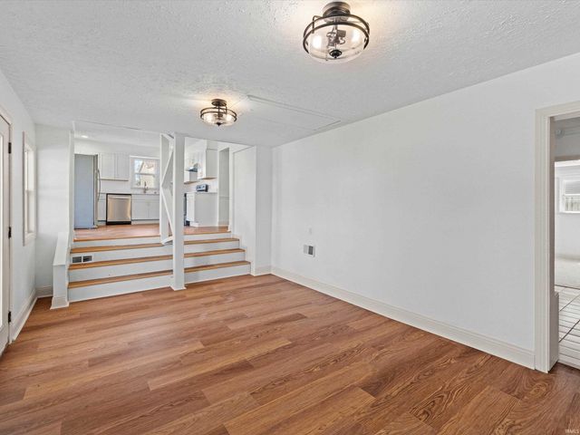 4799 Elizabeth Lane, Newburgh, IN 47630