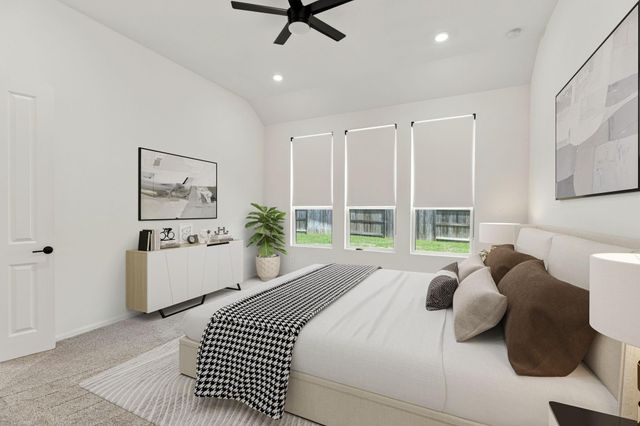 608 Cypress Bay Lane, Pinehurst, TX 77362