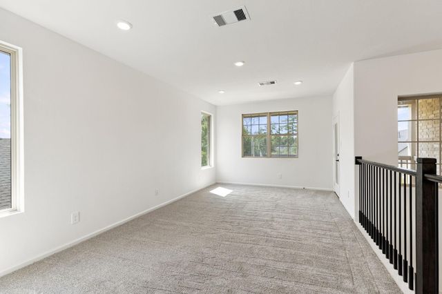 608 Cypress Bay Lane, Pinehurst, TX 77362
