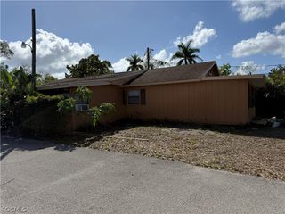 202 2nd ST L, Fort Myers, FL 33907