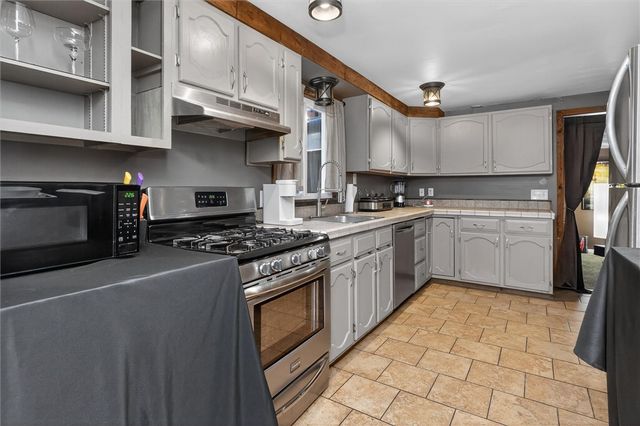 178 Ridgewood Road, Greece, NY 14626