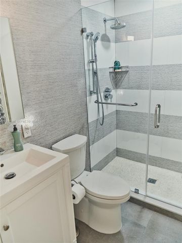 1905 N Ocean Blvd PHA, Fort Lauderdale, FL 33305