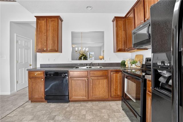4333 Alderny Place, High Point, NC 27265