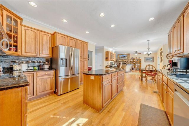 7524 Autumn Park DR, Roanoke, VA 24018