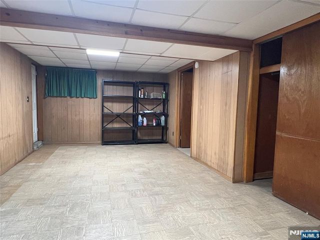 6 White Beeches Drive, Dumont, NJ 07628