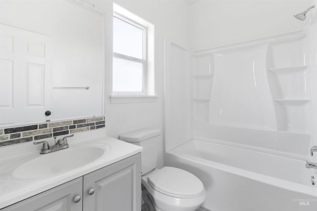 925 22nd Ave East, Jerome, ID 83338