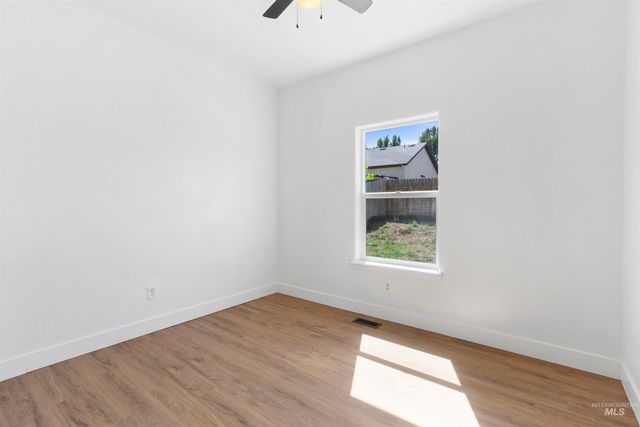 925 22nd Ave East, Jerome, ID 83338