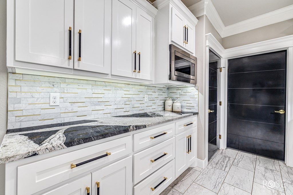 Image 9 of property listing at 4745 Karsten Creek, San Angelo, TX 76904