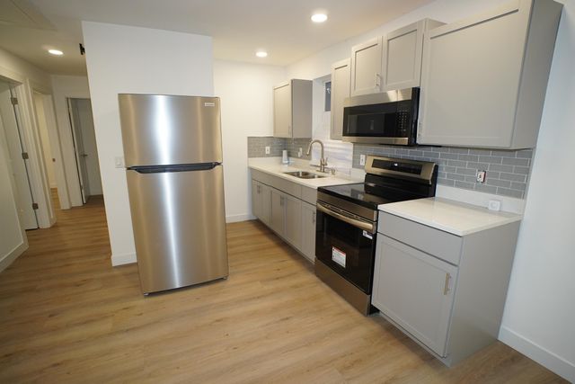 1258 Idaho Street, Gary, IN 46403