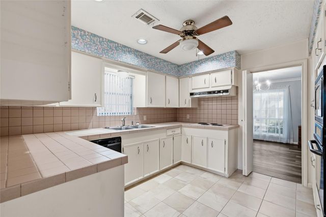 1909 Rampart Street, League City, TX 77573