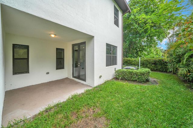 407 Bella Sol Way, West Palm Beach, FL 33406