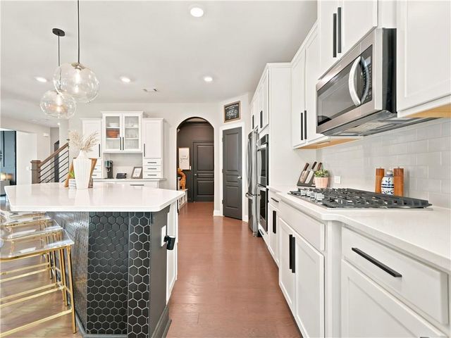 542 Flying Bolt Run, Canton, GA 30115