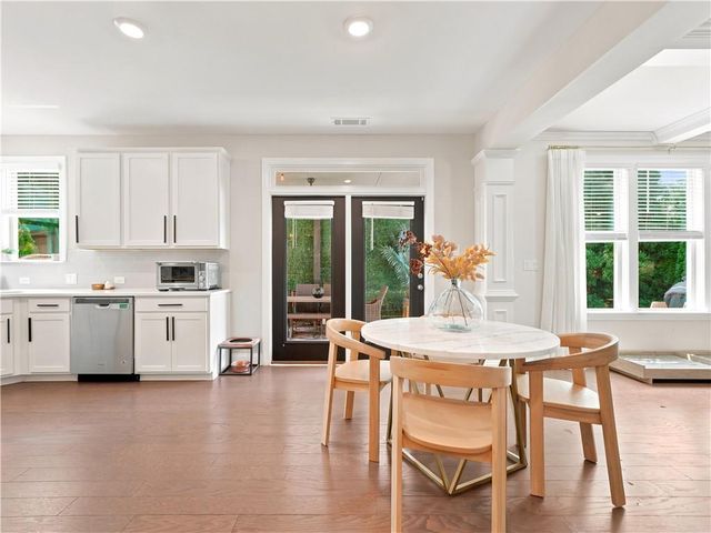 542 Flying Bolt Run, Canton, GA 30115