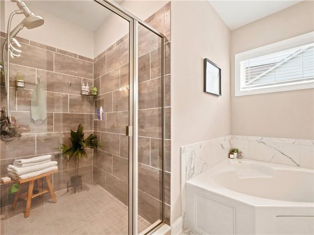 542 Flying Bolt Run, Canton, GA 30115