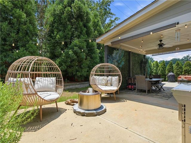 542 Flying Bolt Run, Canton, GA 30115
