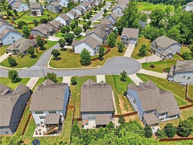 542 Flying Bolt Run, Canton, GA 30115