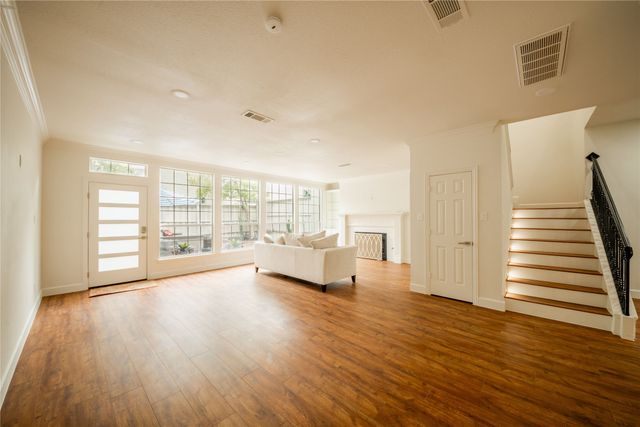 4313 Tomberra Way, Dallas, TX 75220