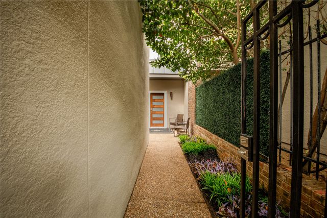 4313 Tomberra Way, Dallas, TX 75220