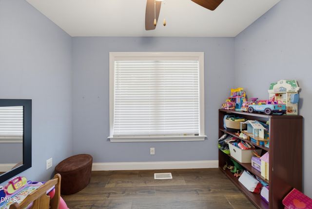 244 Cedar Drive, Zebulon, NC 27597