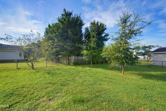 244 Cedar Drive, Zebulon, NC 27597