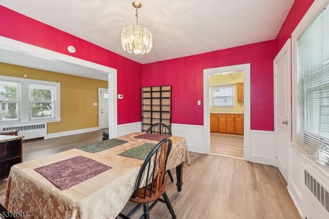 31 Monroe Ave, East Orange City, NJ 07017