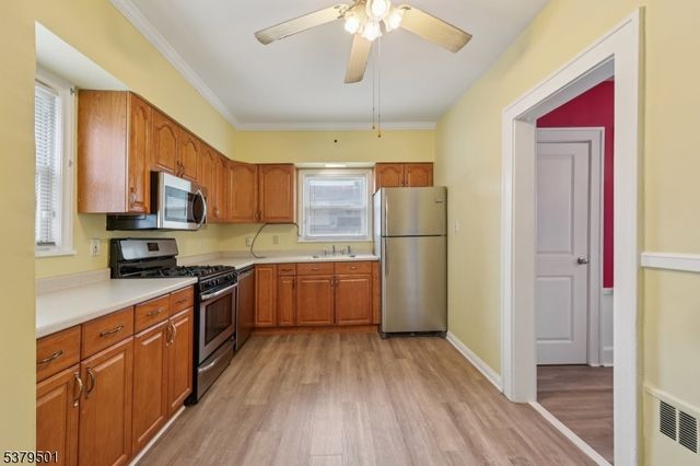 31 Monroe Ave, East Orange City, NJ 07017