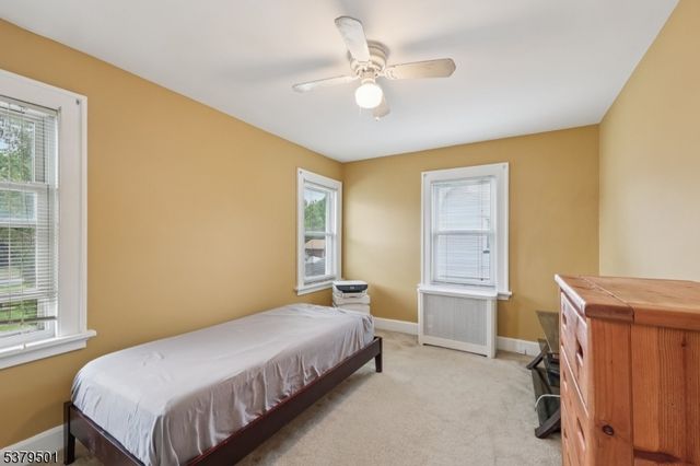 31 Monroe Ave, East Orange City, NJ 07017