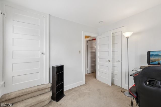 31 Monroe Ave, East Orange City, NJ 07017