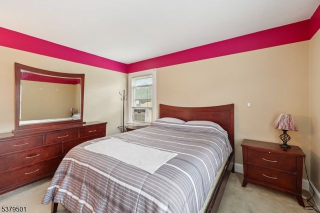 31 Monroe Ave, East Orange City, NJ 07017