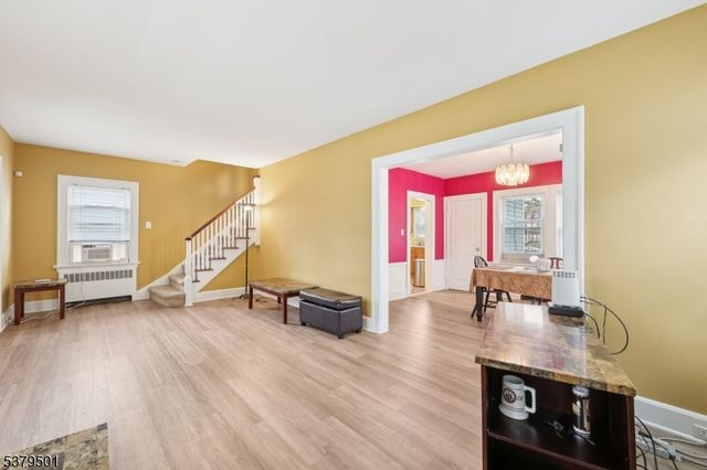 31 Monroe Ave, East Orange City, NJ 07017