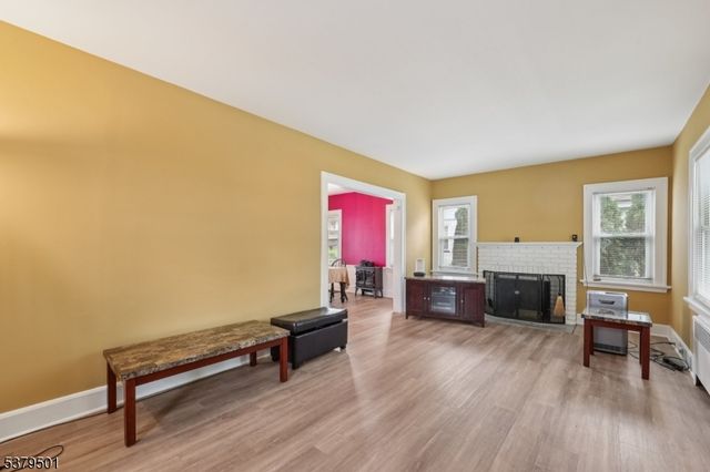 31 Monroe Ave, East Orange City, NJ 07017