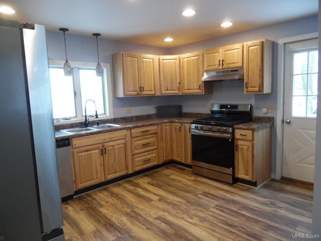 440 Kearsarge Street, Laurium, MI 49913