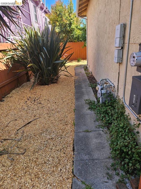 Image 11 of property listing at 1804 Derby ST, Berkeley, CA 94703