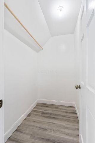 992 N Nelson Road, Columbus, OH 43219