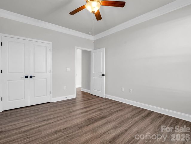 23 Silverthorne Court, Hendersonville, NC 28792
