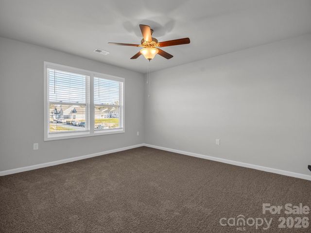 23 Silverthorne Court, Hendersonville, NC 28792