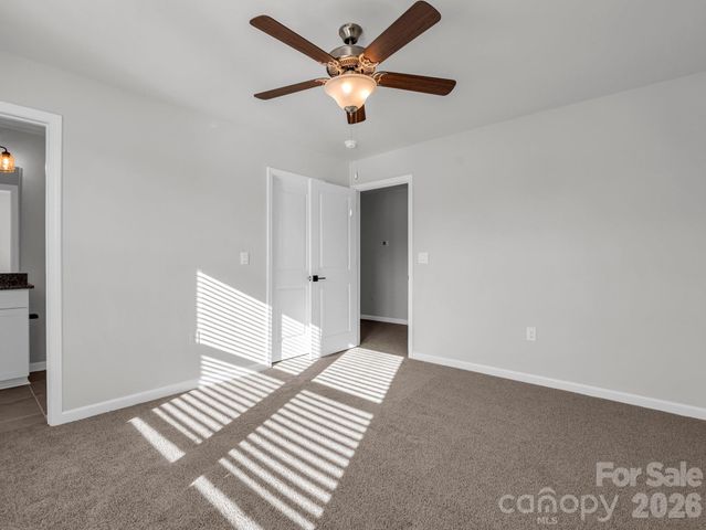23 Silverthorne Court, Hendersonville, NC 28792