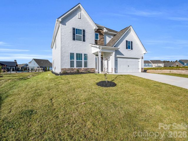23 Silverthorne Court, Hendersonville, NC 28792