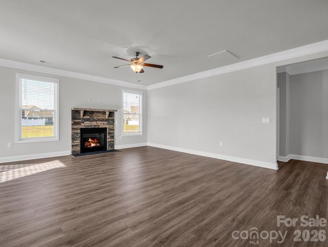 23 Silverthorne Court, Hendersonville, NC 28792