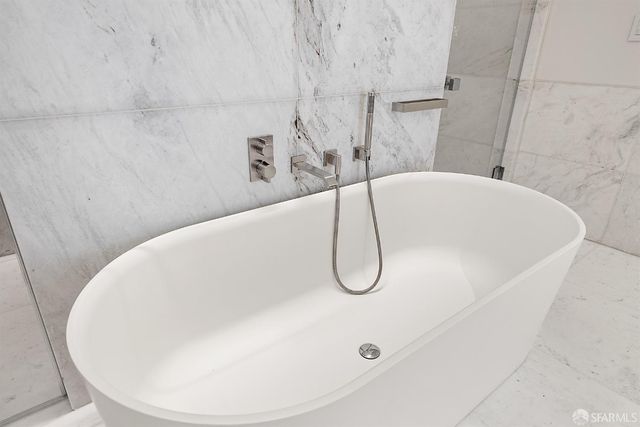 1 Steuart Lane 905, San Francisco, CA 94105