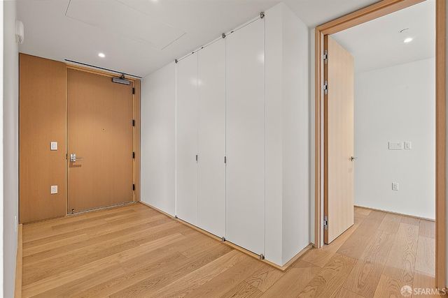 1 Steuart Lane 905, San Francisco, CA 94105