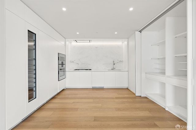 1 Steuart Lane 905, San Francisco, CA 94105