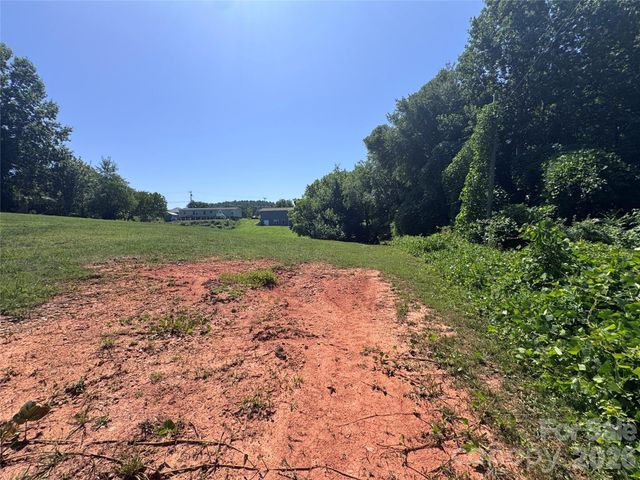 000 Miller Avenue, Marion, NC 28752
