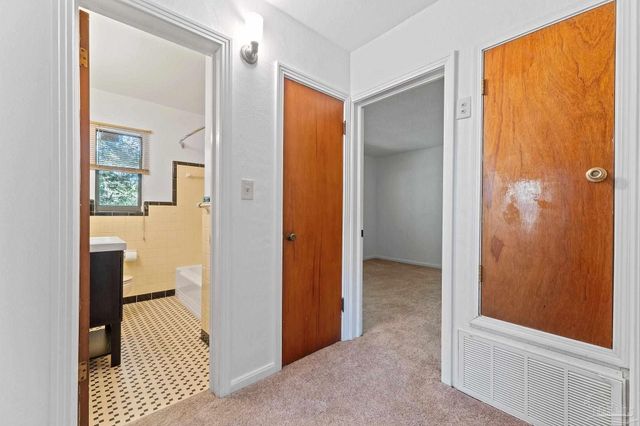 16 Linda St, Pensacola, FL 32506