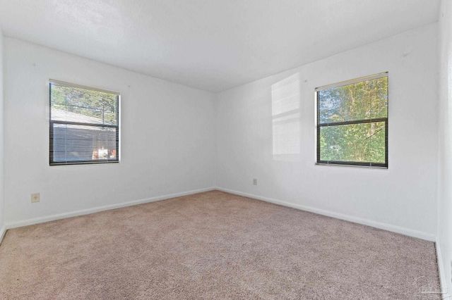 16 Linda St, Pensacola, FL 32506