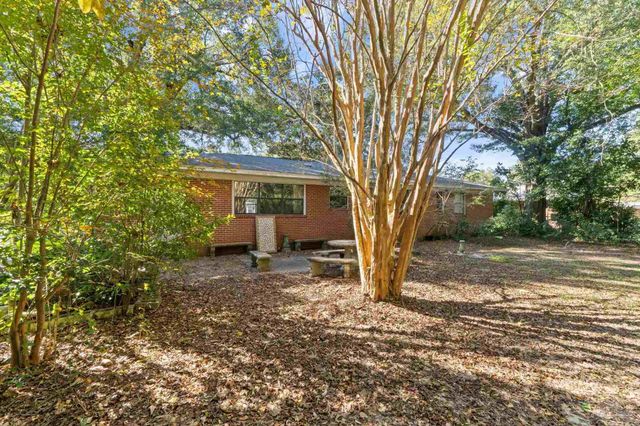 16 Linda St, Pensacola, FL 32506