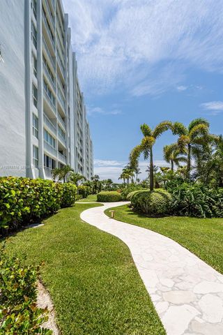 607 Ocean Drive 10K, Key Biscayne, FL 33149