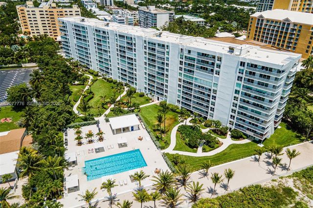 607 Ocean Drive 10K, Key Biscayne, FL 33149