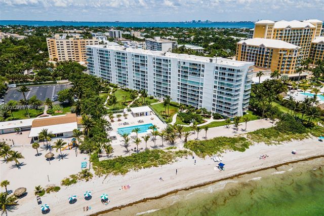 607 Ocean Drive 10K, Key Biscayne, FL 33149